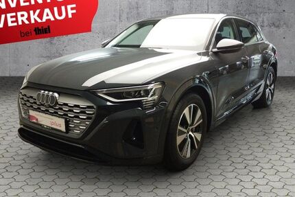 Audi Q8 e-tron 15.900 km 52.900 € Paderborn 33100