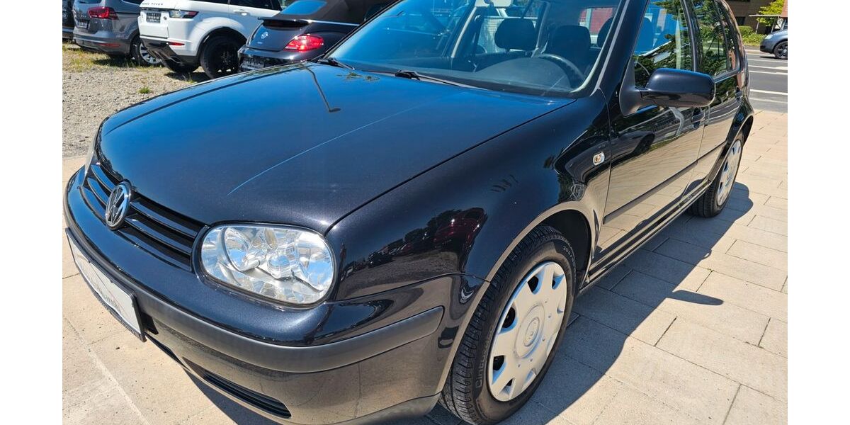 VW Golf 149.000 km 2.950 &euro; Aschaffenburg 63741