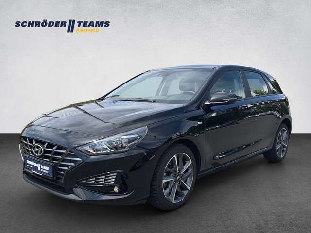 i30