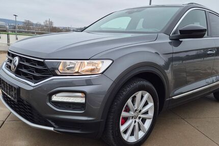 VW T-Roc 122.500 km 19.699 &euro; Birkenfeld bei Pforzheim 75217