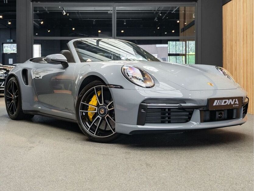 992