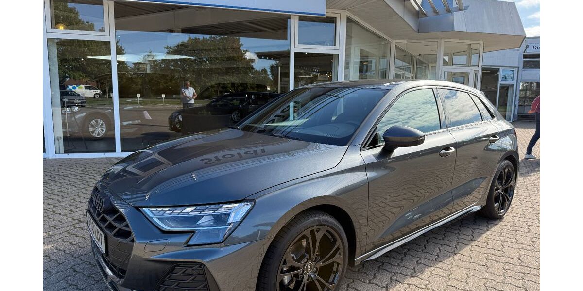 Audi A3 11.585 km 35.440 &euro; Wilster 25554