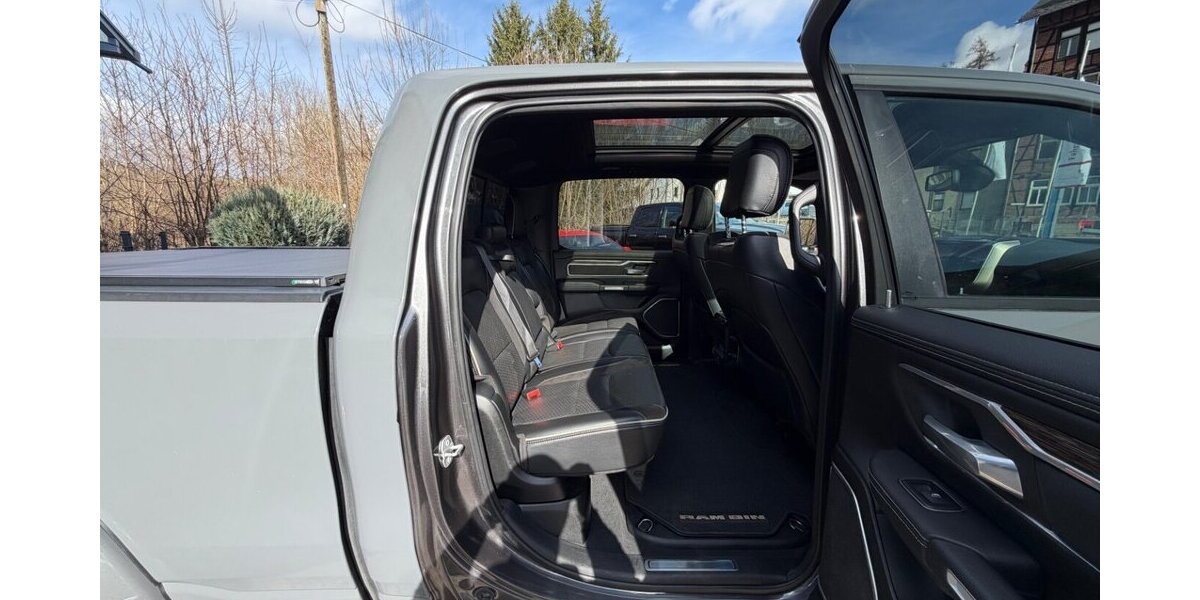 Dodge RAM 1500 Hemi Laramie