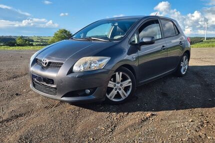 Toyota Auris 290.000 km 2.990 &euro; Neuendorf 54597