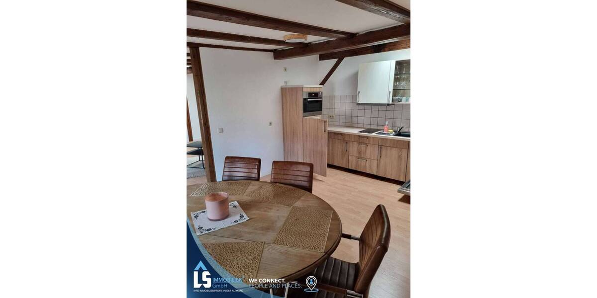 Etagenwohnung Stendal - 3 Zimmer, 106 m&sup2;, 850&euro; | Angebot:26875169