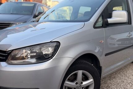 VW Caddy 245.000 km 6.450 &euro; Köln 50674