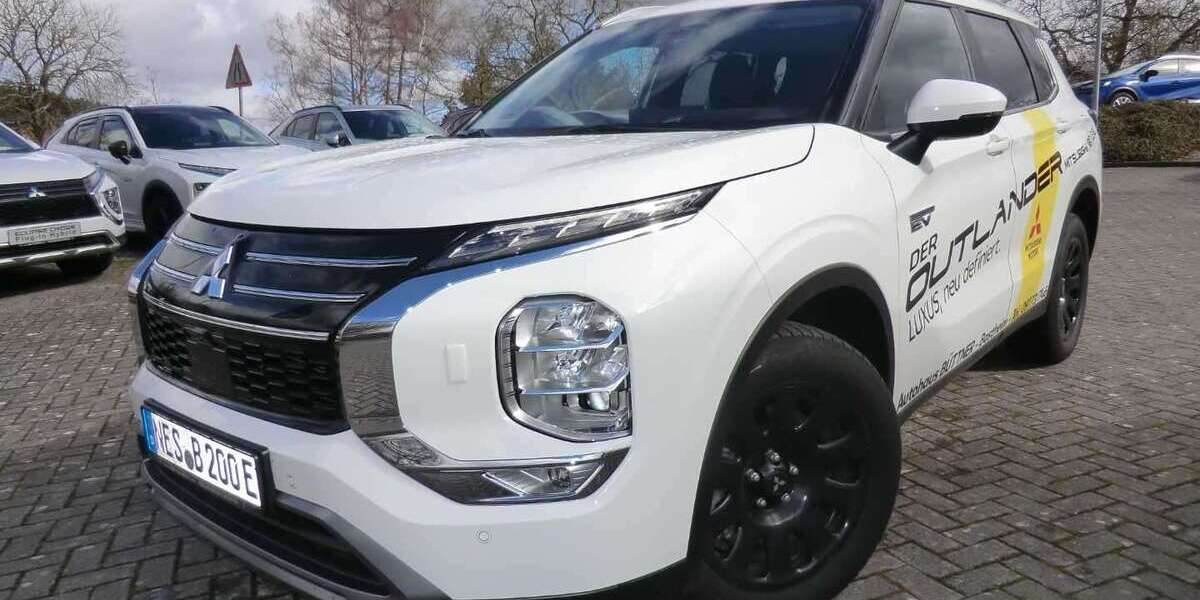 Mitsubishi Outlander 3.000 km 49.380 &euro; Bastheim 97654