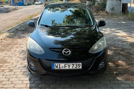 Mazda 2 246.000 km 1.500 &euro; Wiesbaden 65201