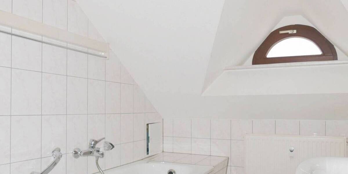 Etagenwohnung Greiz - 2 Zimmer, 37 m&sup2;, 33.000&euro; | Angebot:19293224