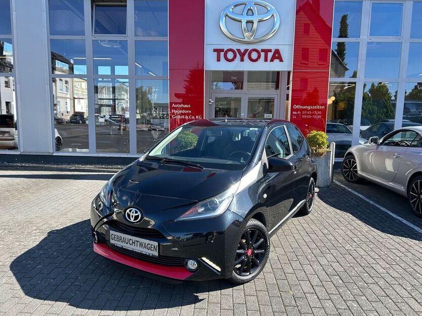 Aygo (X)