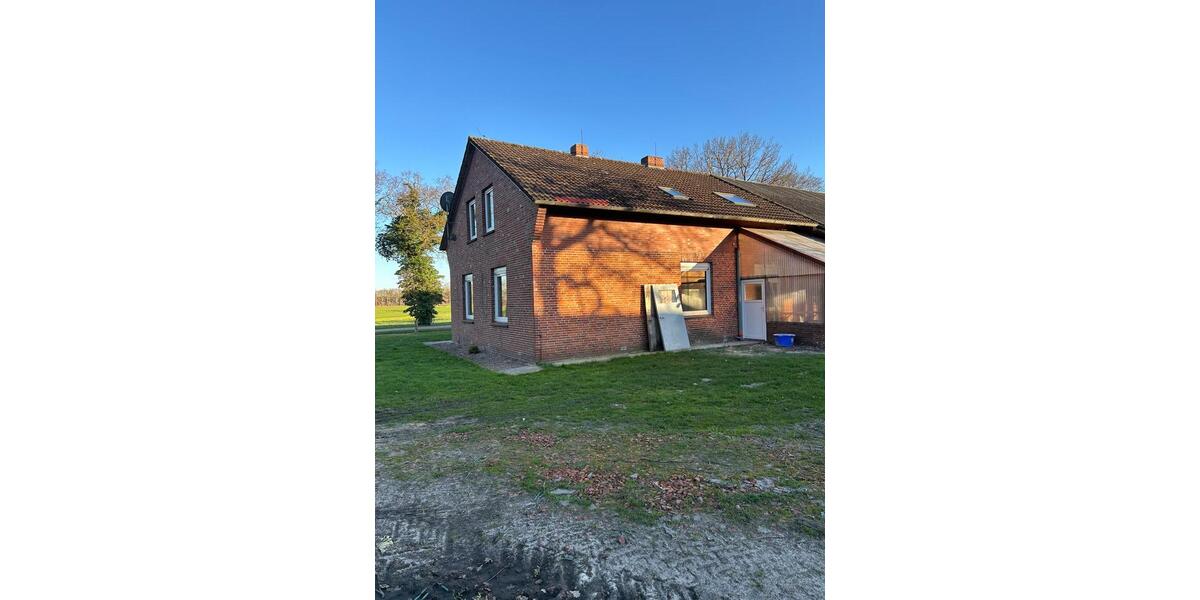 Einfamilienhaus Esens - 6 Zimmer, 160 m&sup2;, 1.000&euro; | Angebot:26284389