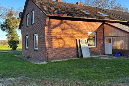 Haus Esens - 6 Zimmer, 160 m&sup2;, 1.000&euro; | Angebot:26284389