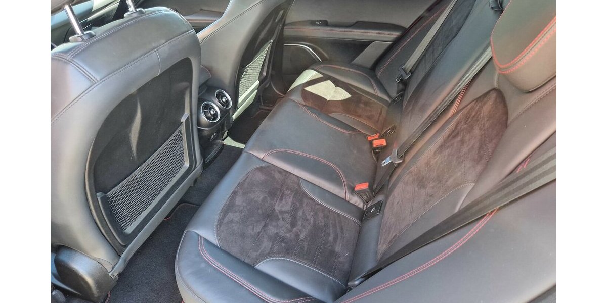 Alfa Romeo Stelvio Quadrifoglio Q4 63.569 km 44.500 &euro; Wilsdruff 01723