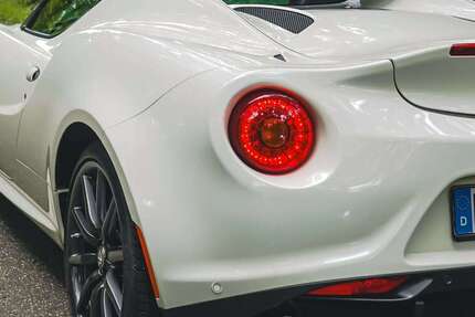 Alfa Romeo 4C 20.001 km 71.999 € Viernheim 68519