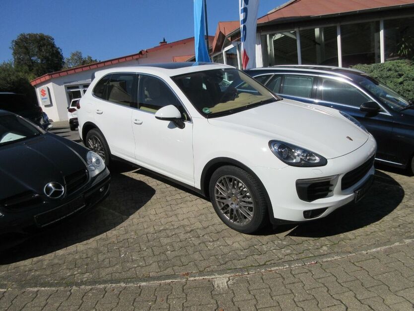 Porsche Cayenne 66.200 km 35.500 € Kürnbach 75057