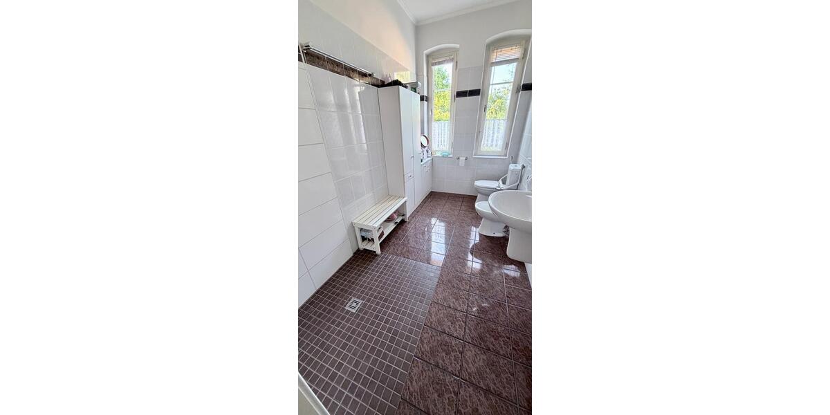 Villa Rathenow - 6 Zimmer, 190 m&sup2;, 600.000&euro; | Angebot:26693694