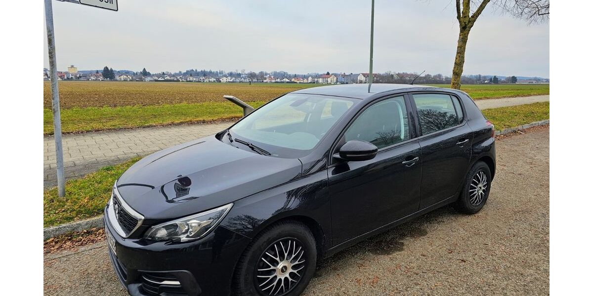 Peugeot 308 111.000 km 8.950 &euro; Dorfen 84405