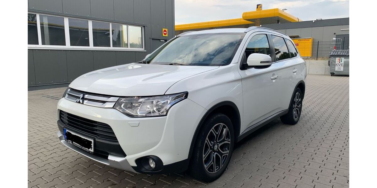 Mitsubishi Outlander 127.779 km 14.490 &euro; Friedberg 61169