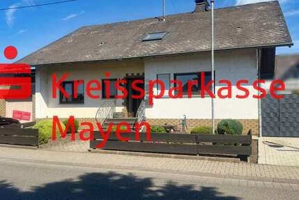Haus Plaidt - 9 Zimmer, 271 m&sup2;, 425.000&euro; | Angebot:26891982