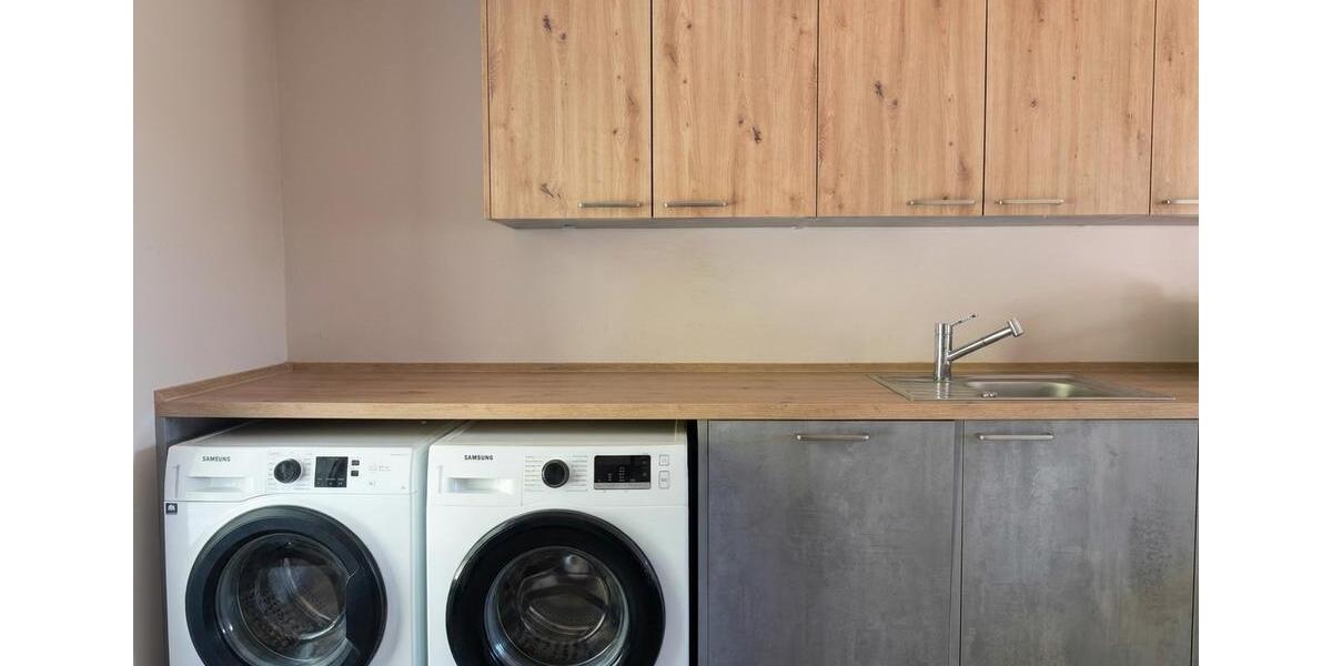 Einfamilienhaus Springe - 5 Zimmer, 244 m&sup2;, 2.790&euro; | Angebot:26453481