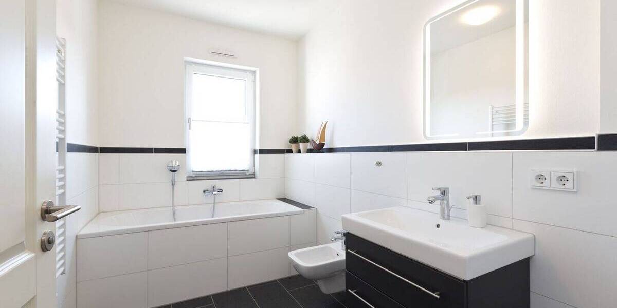 Etagenwohnung Waren (Müritz) Waren - 3 Zimmer, 115 m&sup2;, 699.000&euro; | Angebot:26188406