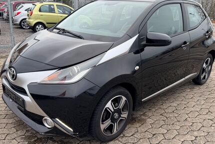 Toyota Aygo (X) 156.000 km 5.350 &euro; Buxtehude 21614