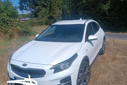 Kia XCeed 73.300 km 17.500 &euro; Voerde (Niederrhein) 46562