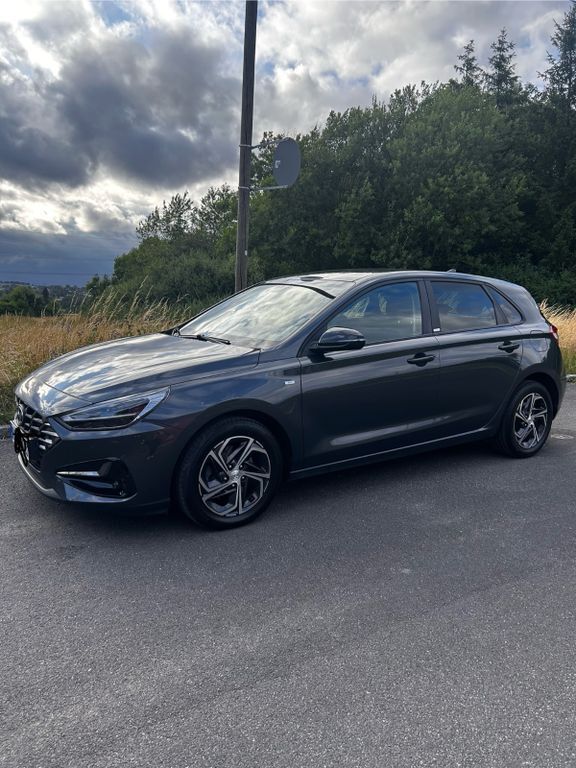 i30