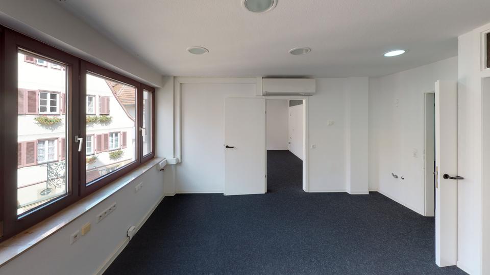 *** Büro-Praxisfläche mit Aufzug in zentraler Lage in Brackenheim *** zimmer