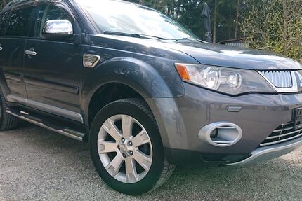 Mitsubishi Outlander 279.000 km 3.990 &euro; München 80538