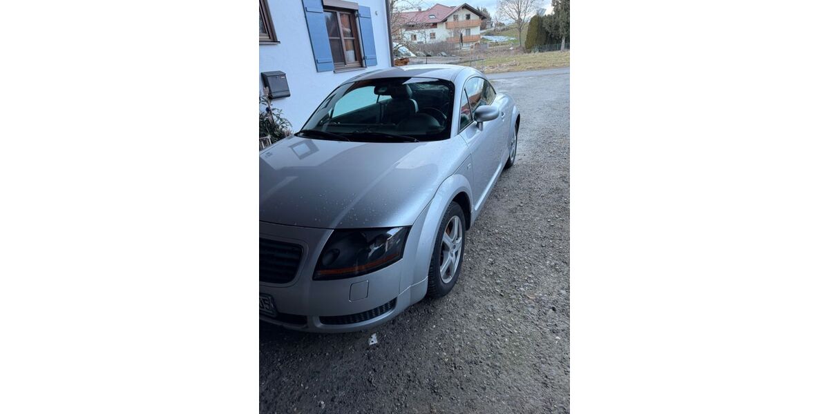 Audi TT 225.000 km 4.895 &euro; Burggen 86977