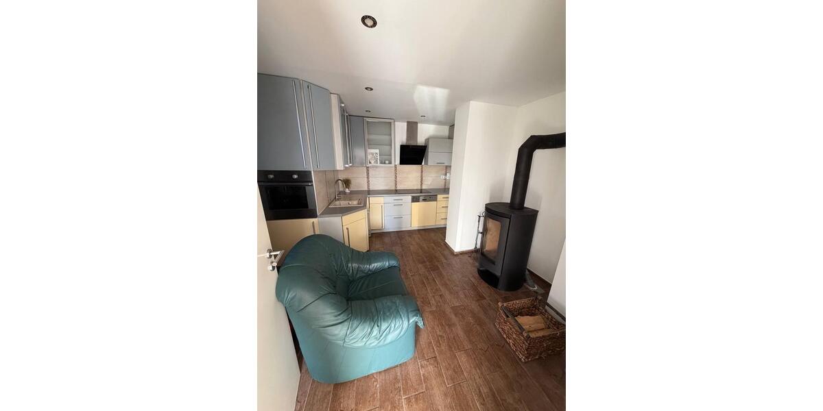 Einfamilienhaus Bad Gandersheim - 8 Zimmer, 245 m&sup2;, 255.000&euro; | Angebot:26381446