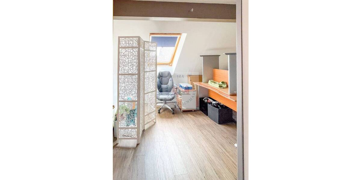 Reihenmittelhaus Bad Schmiedeberg - 7 Zimmer, 270 m&sup2;, 219.000&euro; | Angebot:25692297