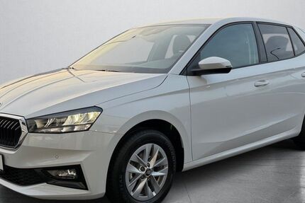 Skoda Fabia 5.698 km 18.990 &euro; Daun 54550