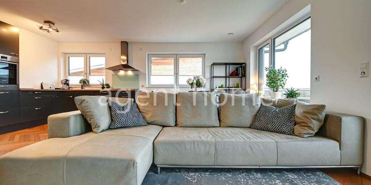 Etagenwohnung Schönaich - 3 Zimmer, 90 m&sup2;, 1.880&euro; | Angebot:26005083