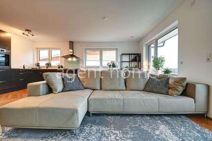 Wohnung Schönaich - 3 Zimmer, 90 m&sup2;, 1.880&euro; | Angebot:26005083