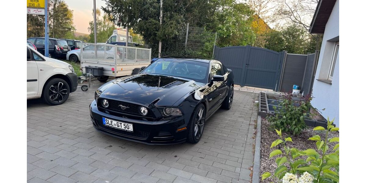 Ford Mustang 104.500 km 26.500 &euro; mechernich 53894