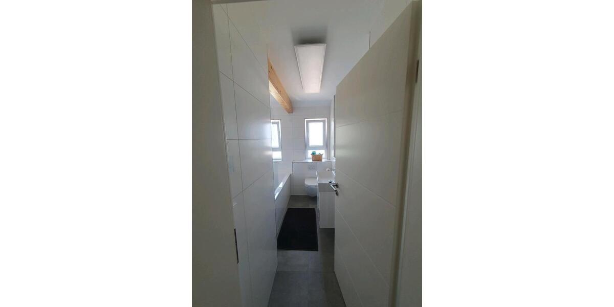 Etagenwohnung Eggenstein-Leopoldshafen Leopoldshafen - 4 Zimmer, 110 m&sup2;, 3.000&euro; | Angebot:24772644