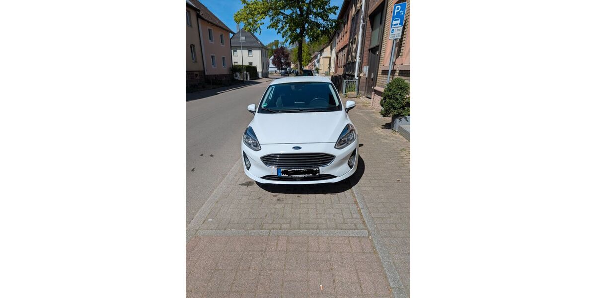 Ford Fiesta 98.000 km 8.590 &euro; Pfinztal 76327