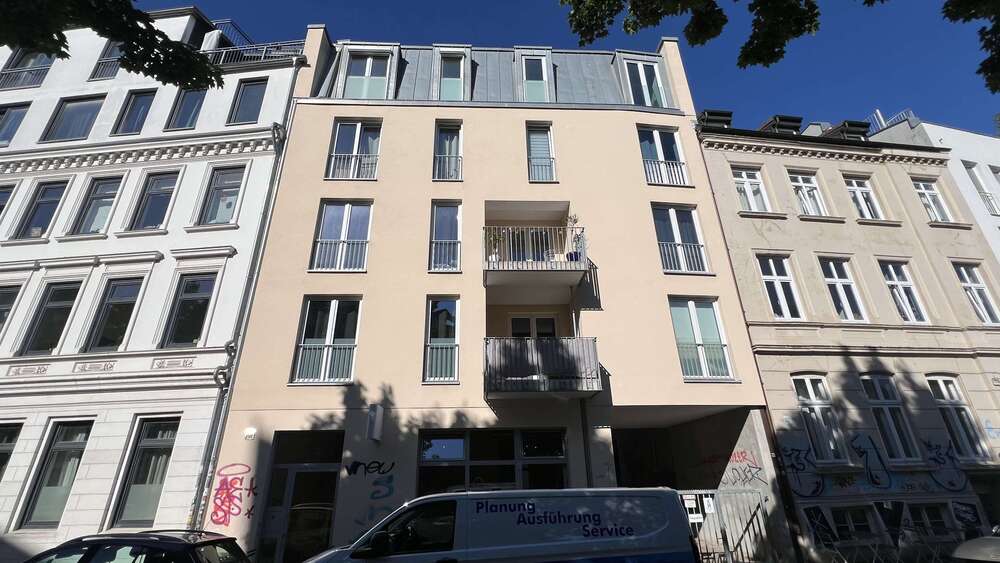 Etagenwohnung Hamburg Ottensen - 2 Zimmer, 69 m&sup2;, 1.750&euro; | Angebot:27358206