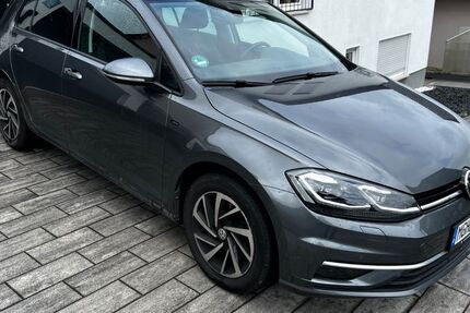 VW Golf 105.010 km 16.490 &euro; Assamstadt 97959