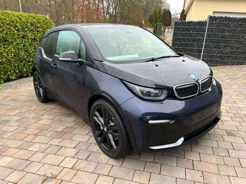 i3