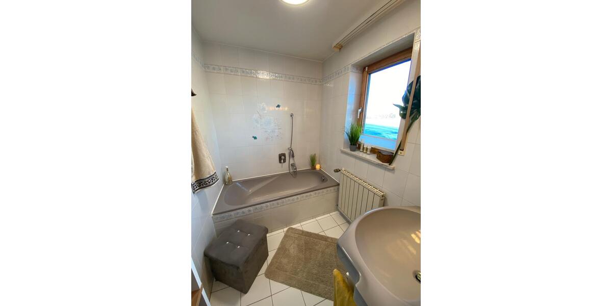 Maisonettenwohnung Marktoberdorf - 5 Zimmer, 180 m&sup2;, 2.050&euro; | Angebot:25150811