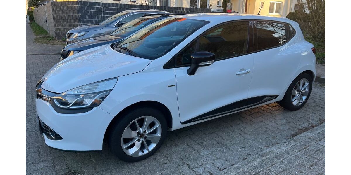 Renault Clio 98.500 km 5.550 &euro; Buxtehude 21614