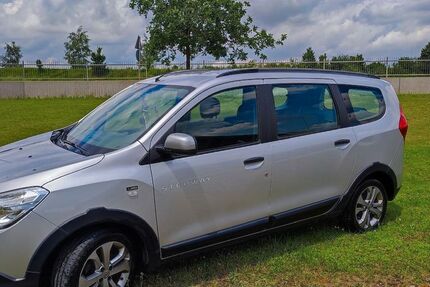 Dacia Lodgy 197.000 km 7.500 &euro; Heldenstein 84431