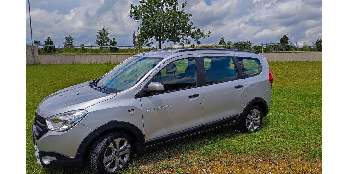 Dacia Lodgy 197.000 km 7.500 &euro; Heldenstein 84431