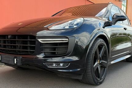 Porsche Cayenne 110.500 km 36.911 &euro; Berlin 10247