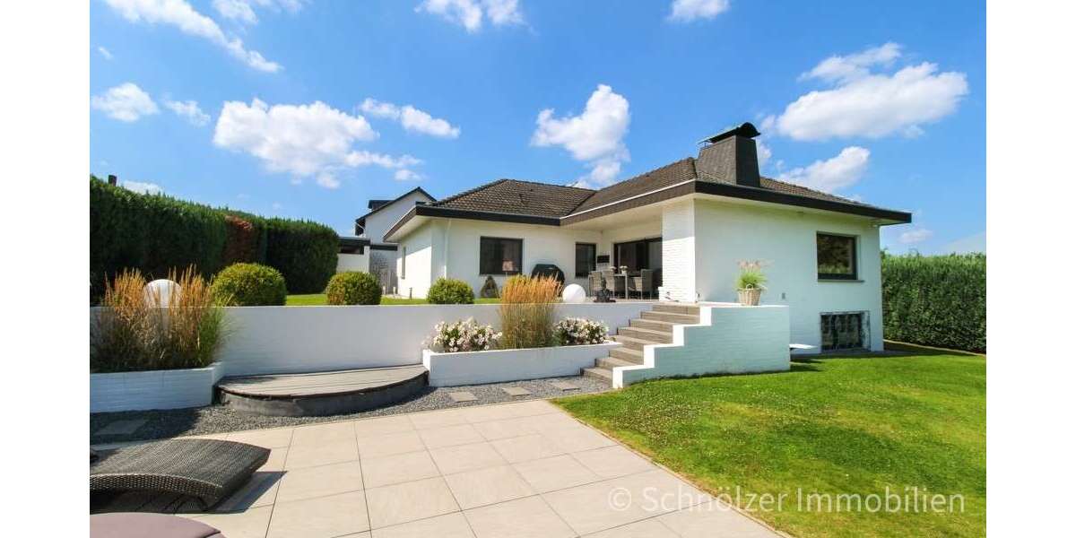 Einfamilienhaus Bad Oeynhausen Rehme - 5 Zimmer, 140 m&sup2;, 420.000&euro; | Angebot:26868713