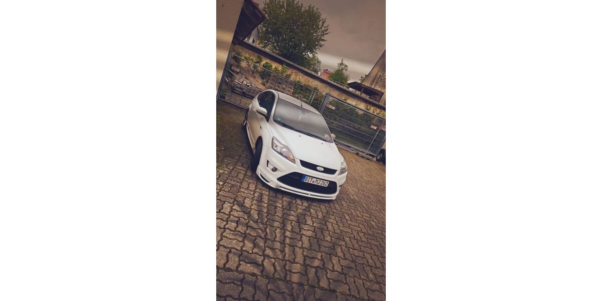 Ford Focus 188.000 km 6.800 &euro; Beckingen 66701