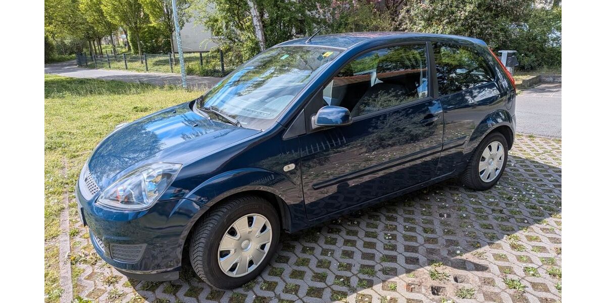 Ford Fiesta 98.000 km 1.999 &euro; Fürth 90765